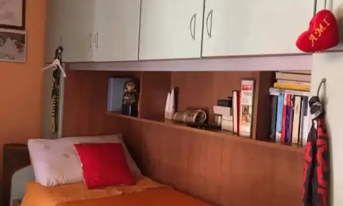 Rexer-Roma-Stanze-per-studentesse-CAMERA-DA-LETTO