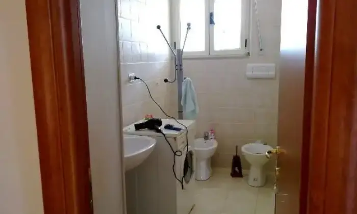 Rexer-Pescara-Camera-doppia-in-Pescara-centro-BAGNO