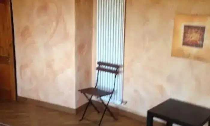 Rexer-Monticiano-Confortevole-appartamento-ristrutturato-SALONE