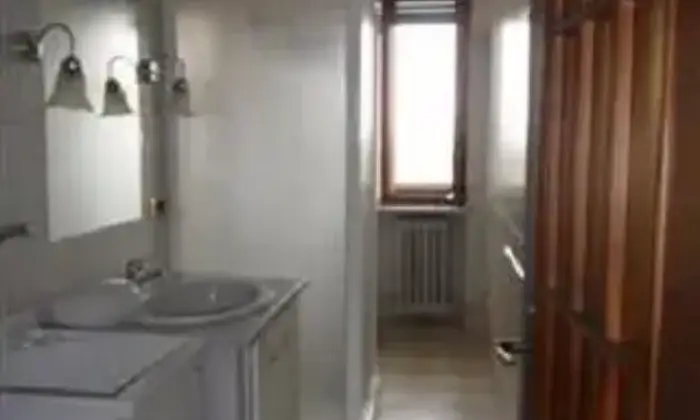 Rexer-Villastellone-Appartamento-arredato-BAGNO