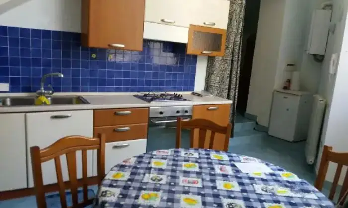 Rexer-Gaeta-Bilocale-Gaeta-LT-centro-storico-panoramico-CUCINA
