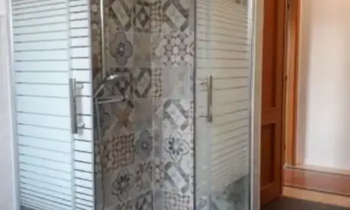 Rexer-ROMA-Camilluccia-Gemelli-camere-doppi-servizi-BAGNO