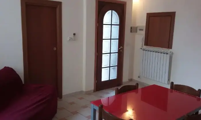 Rexer-Ruvo-di-Puglia-FITTASI-O-VENDESI-APPARTAMENTO-ARREDATO-SALONE