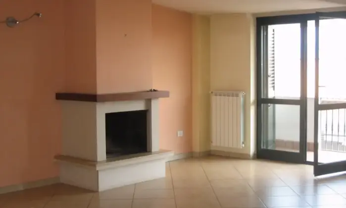 Rexer-Marcianise-Appartamento-mansardaro-SALONE