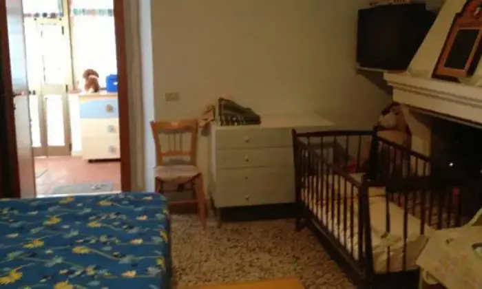 Rexer-Farindola-Casa-rustica-a-Farindola-CAMERA-DA-LETTO