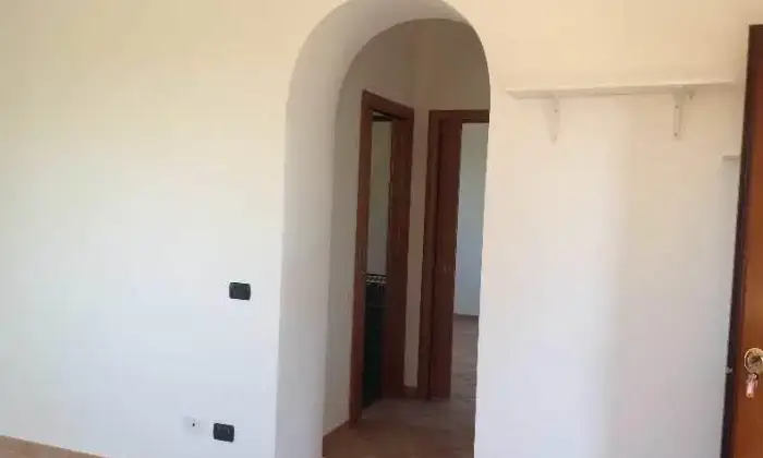 Rexer-Roma-Ampio-bilocale-Ingresso