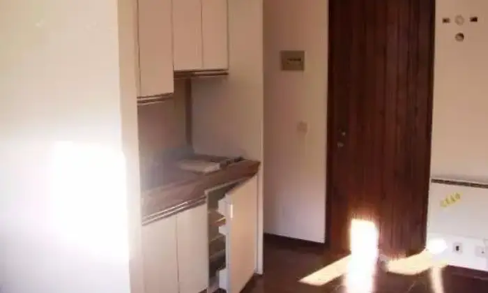 Rexer-Oltre-il-Colle-Ampio-monolocale-CUCINA