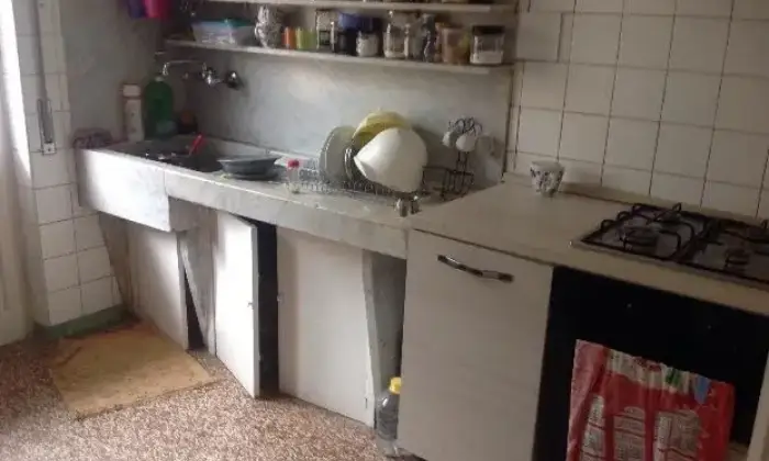 Rexer-Genova-Bilocale-luminoso-CUCINA