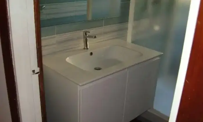 Rexer-Genova-Luminoso-bilocale-ristrutturato-piano-alto-BAGNO