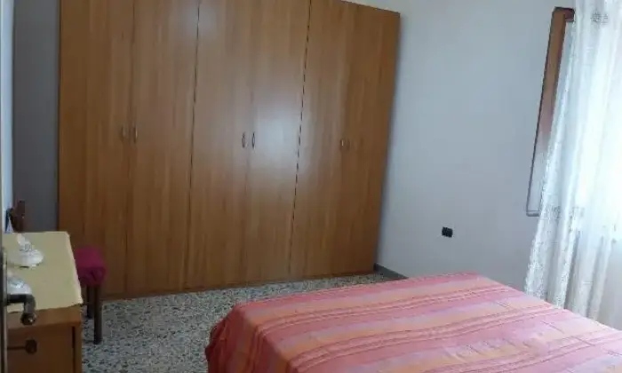 Rexer-Bari-Sardo-Quadrilocale-con-terrazza-panoramica-in-zona-storica-CAMERA-DA-LETTO