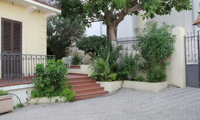 Rexer-Messina-Casa-in-villa-vicino-al-mare-e-Universit-Papardo-GIARDINO