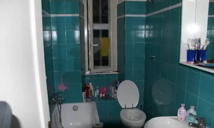 Rexer-Roma-Porzione-di-casa-in-affitto-Bagno