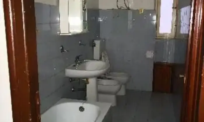 Rexer-Palermo-Appartamento-via-Saverio-Scrofanivia-Liberta-BAGNO