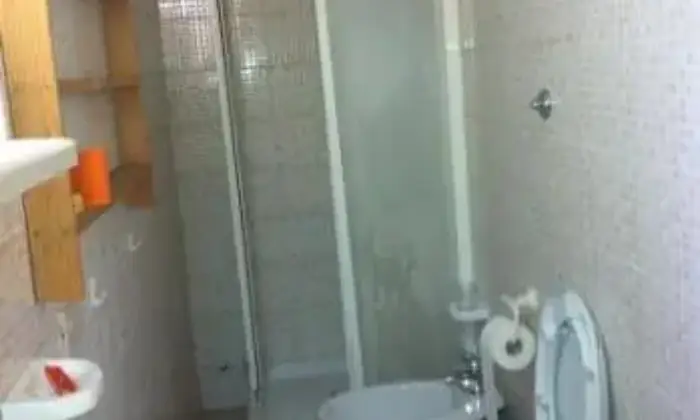 Rexer-Tivoli-Affito-posto-letto-BAGNO
