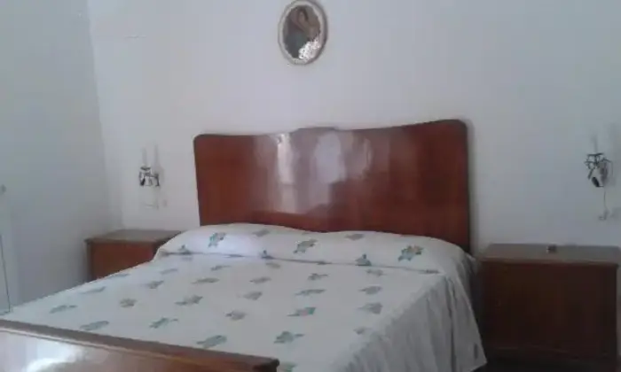 Rexer-Vico-del-Gargano-Appartamento-in-affitto-da-Settembre-CAMERA-DA-LETTO
