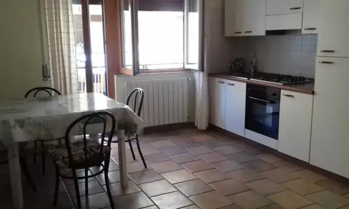 Rexer-Monte-Argentario-Affitto-a-ppartamento-in-zona-centrale-CUCINA
