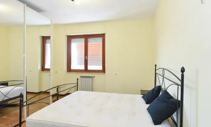 Rexer-Roma-Attico-a-Cinecitt-CAMERA-DA-LETTO