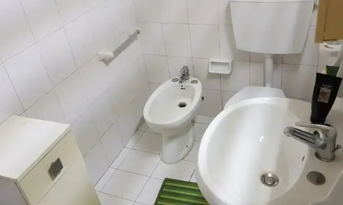Rexer-Palermo-Affitto-intero-Appartamento-BAGNO