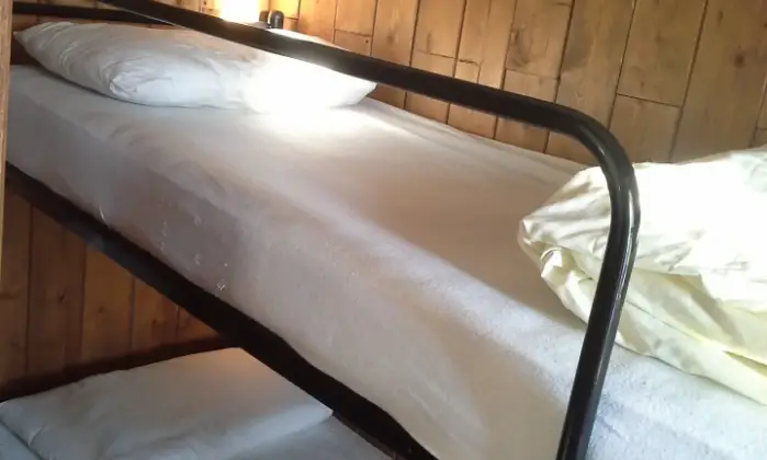 Rexer-Frabosa-Sottana-Appartamento-vista-piste-da-sci-CAMERA-DA-LETTO