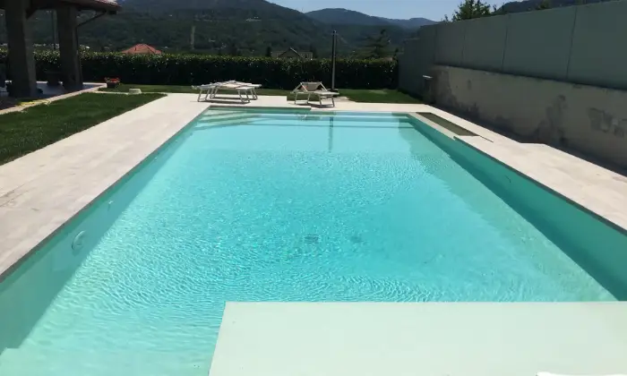 Rexer-Molare-VILLA-INDIPENDENTE-DI-NUOVA-COSTRUZIONE-CON-PISCINA-Molare-GIARDINO