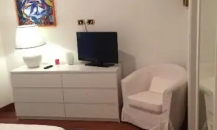 Rexer-Roma-Splendido-piano-Via-Genova-CAMERA-DA-LETTO