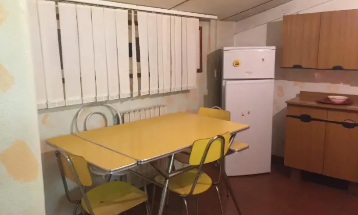 Rexer-COSENZA-Stanza-singola-per-ragazze-a-Cosenza-CUCINA
