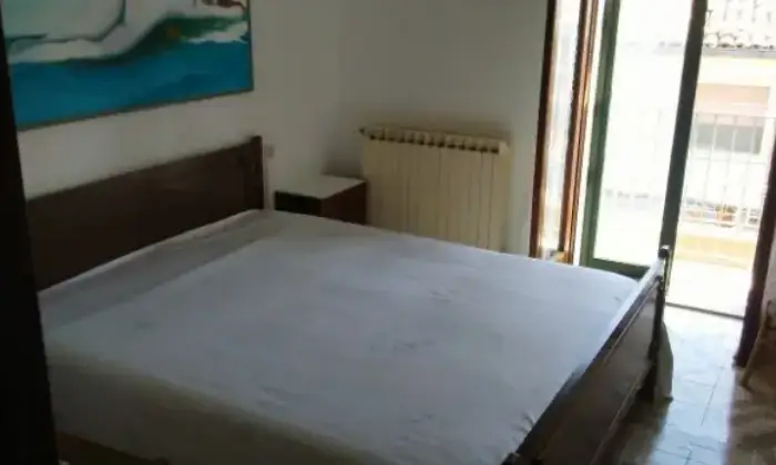 Rexer-Montefalcone-nel-Sannio-Appartamento-al-piano-in-affittoi-n-via-calvario-CAMERA-DA-LETTO