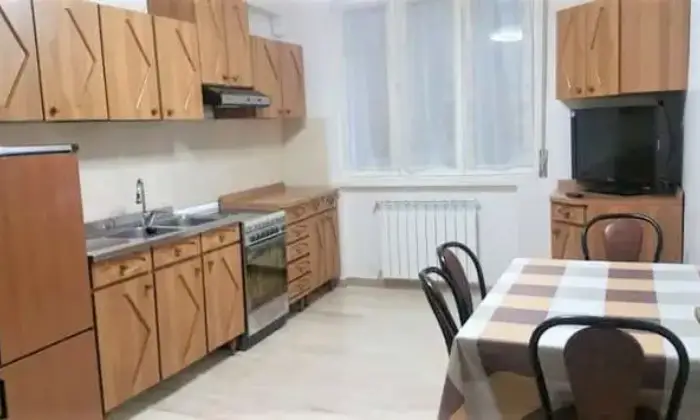 Rexer-Martina-Franca-Appartamento-trilocale-arredato-CUCINA