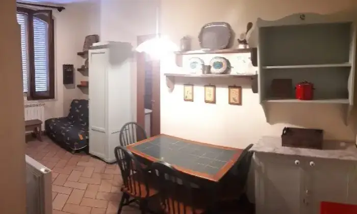 Rexer-Siena-Bilocale-in-affitto-in-via-Simone-Martini-Siena-CUCINA