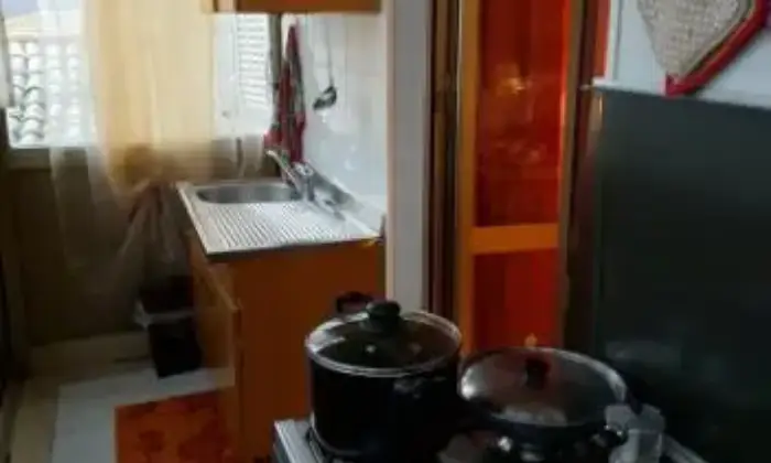 Rexer-Piansano-Appartamento-ben-tenuto-CUCINA