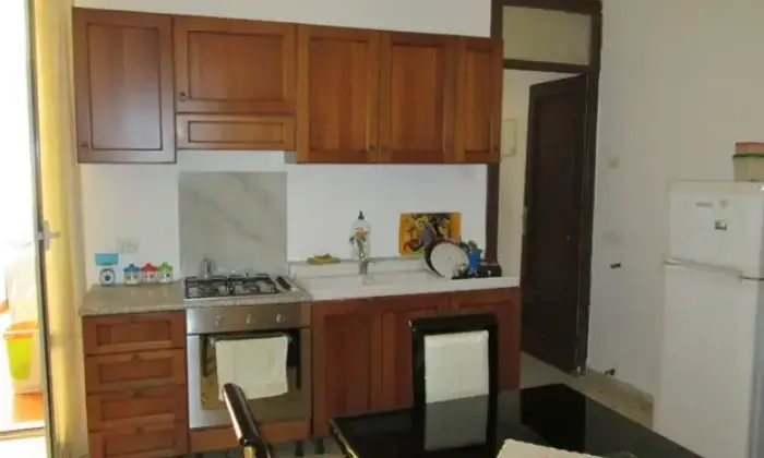 Rexer-Palermo-Camera-in-affitto-in-via-Antonio-Marinuzzi-CUCINA
