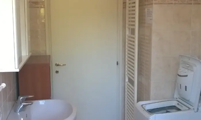 Rexer-Pavia-Stabile-recente-arredato-mobili-nuovi-termoautonomo-e-aria-condizionata-CAMERA-DA-LETTO