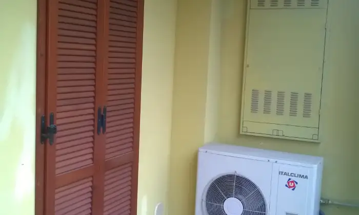 Rexer-Pavia-Stabile-recente-arredato-mobili-nuovi-termoautonomo-e-aria-condizionata-TERRAZZO
