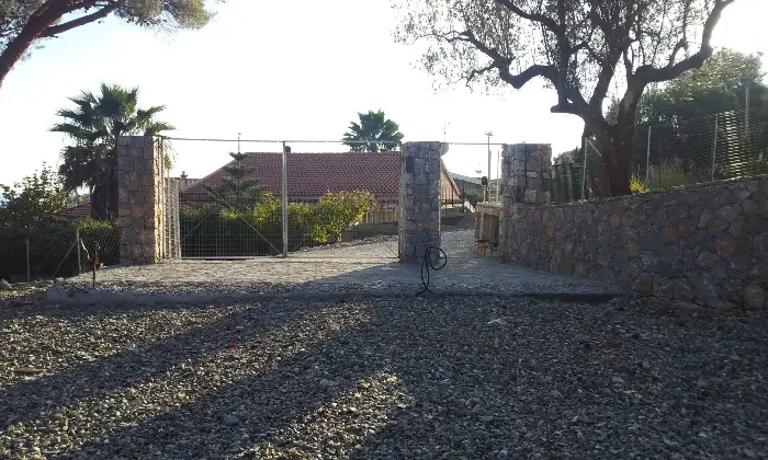 Rexer-Camerota-Cilento-Villa-con-vista-panoramica-allo-stato-grezzo-con-terreno-da-a-ettari-Esterno