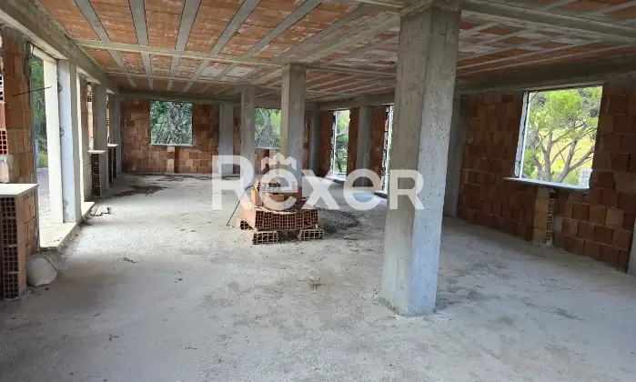 Rexer-Camerota-Cilento-Villa-con-vista-panoramica-allo-stato-grezzo-con-terreno-da-a-ettari-Altro