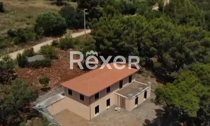 Rexer-Camerota-Cilento-Villa-con-vista-panoramica-allo-stato-grezzo-con-terreno-da-a-ettari-Altro