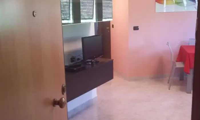 Rexer-Carrodano-Vendita-Rent-To-Buy-Mansarda-via-Aurelia-Carrodano-SALONE