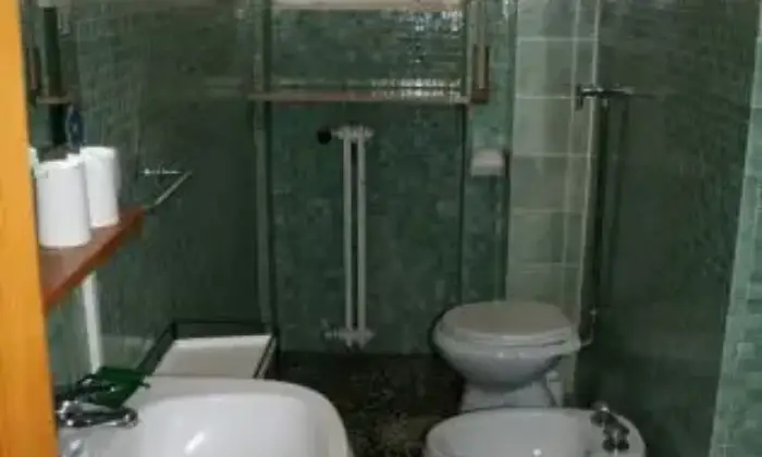 Rexer-Novara-Affitto-stanza-singola-BAGNO