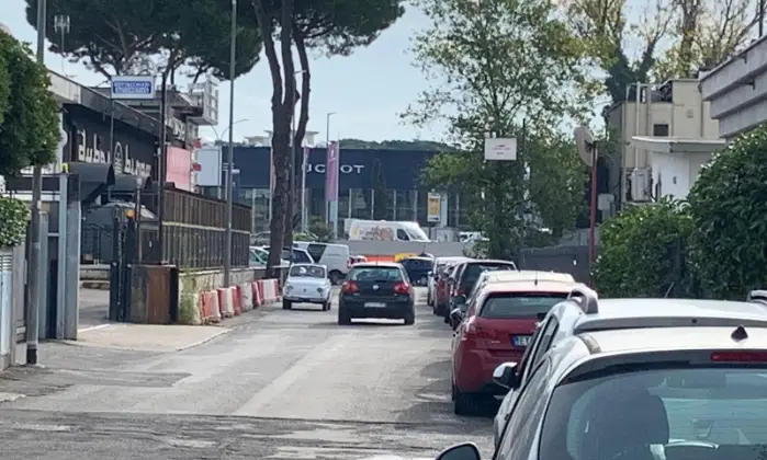 Rexer-Roma-Affittasi-Magazzino-Pluriuso-Tiburtina-GRA-Capannone