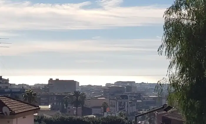 Rexer-Catania-BILOCALE-CON-POSTO-AUTO-PRESSI-VIALE-VITTORIO-VENETO-IMBOCCO-TANGENZIALE-TERRAZZO