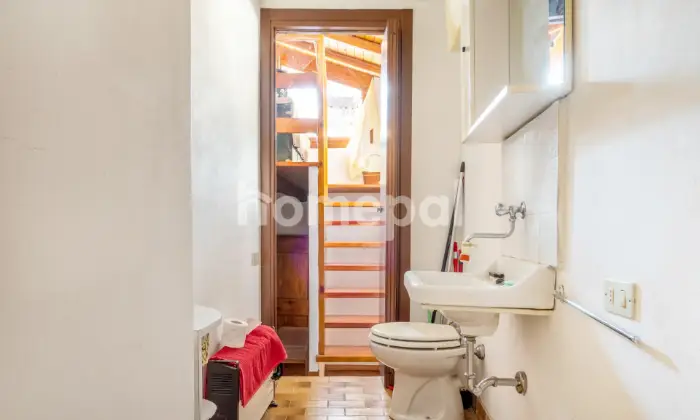 Rexer-Bracca-Casa-indipendente-in-vendita-in-via-Pregaroldi-Bracca-BAGNO