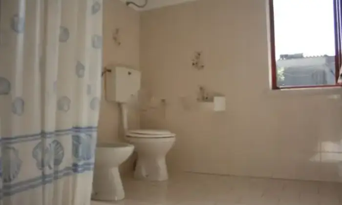 Rexer-Cariati-Affitto-di-villetta-a-schiera-BAGNO