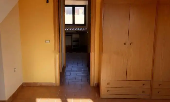 Rexer-San-Prisco-Mansarda-Viale-EUROPA-San-Prisco-CAMERA-DA-LETTO