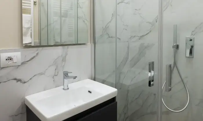 Rexer-Milano-Appartamento-zona-Ospedale-San-Raffaele-BAGNO