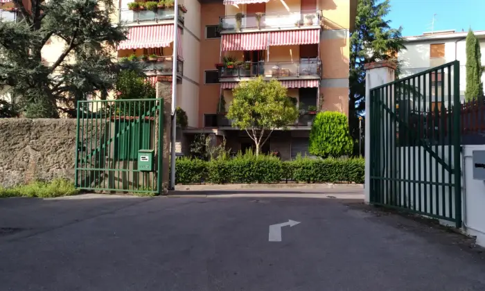 Rexer-Firenze-Vicinanze-esselunga-Gignoro-ALTRO