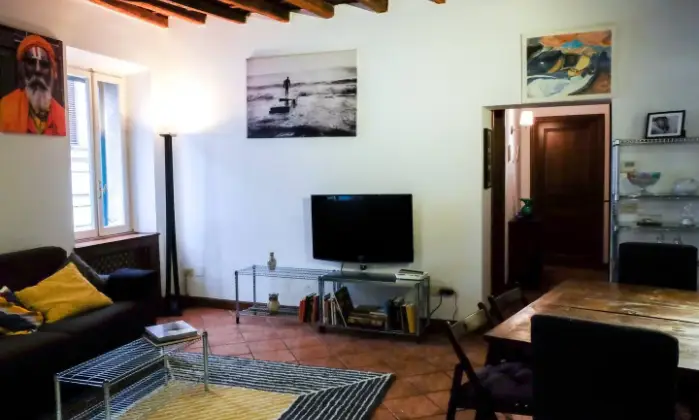 Rexer-Roma-Appartamento-camere-bagni-centro-storico-SALONE