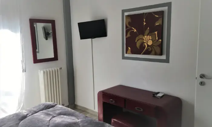 Rexer-Cologno-Monzese-Bilocale-vicino-San-Raffaele-e-metropolitana-CAMERA-DA-LETTO