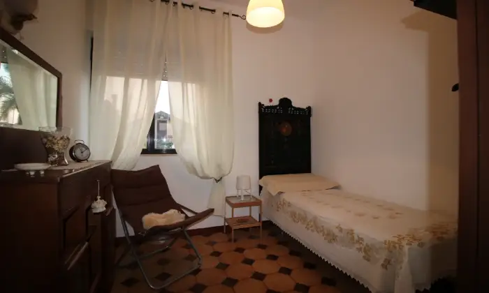 Rexer-Ragusa-Villa-posti-letto-Marina-di-Ragusa-Casa-Vacanze-CAMERA-DA-LETTO