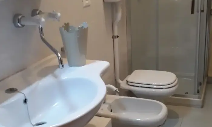 Rexer-Ravenna-Camere-di-lusso-in-appartamento-ristrutturato-BAGNO