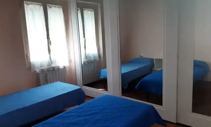 Rexer-Roma-Condivisione-CAMERA-DA-LETTO